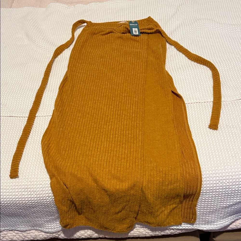 EARTHBOUND Golden Knit Top